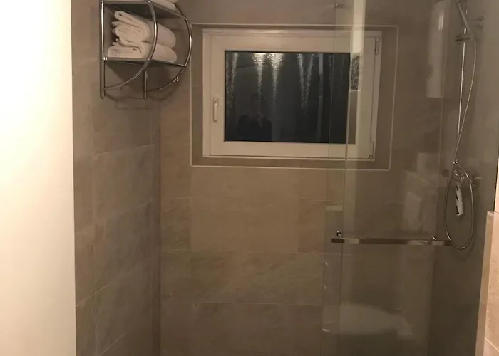 Modernes Im Duesseldorfer Norden Дюссельдорф